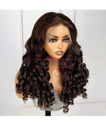 Perruque Lace Wig 13x4 Loose Body Wave  4 - avec Effet Presque Double Drawn et Maximum de Volume en Cheveux Remy la colonne vertébrale